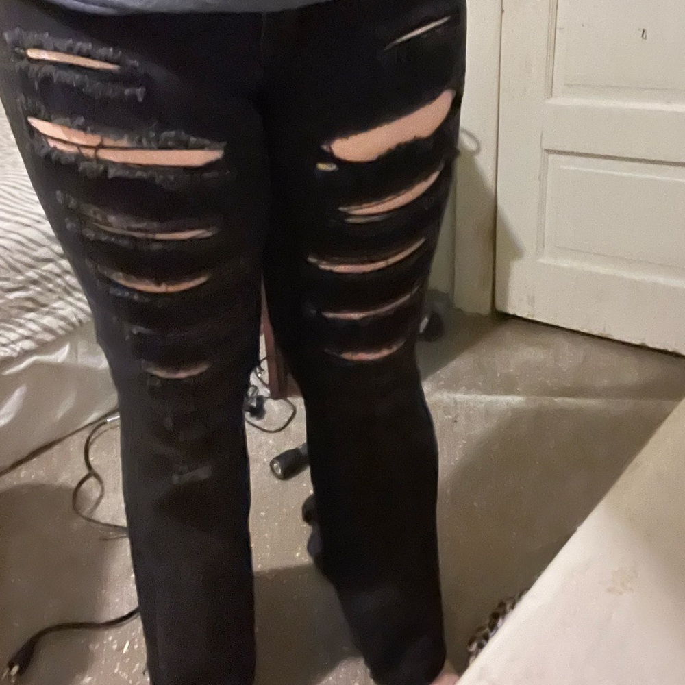 Rue 21 ripped jeans
